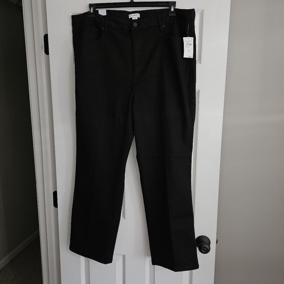 Good American Good Curve Straight Black Denim: 20 Plus 28" Inseam - Picture 4 of 13